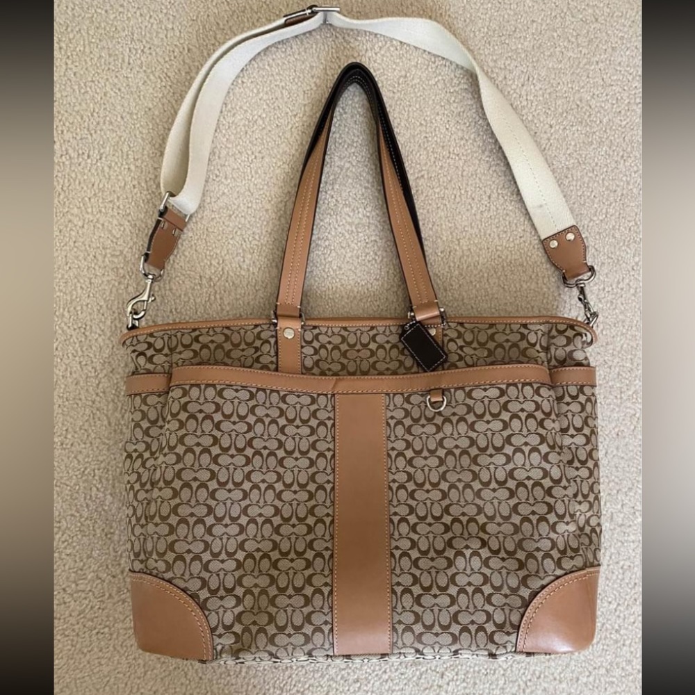 Coach diaper bag - Picture 1 of 8